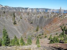 The caldera on top of Wizard Island